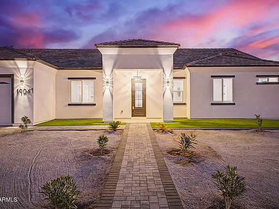 4th image of 19047 W GRAND CANYON Drive