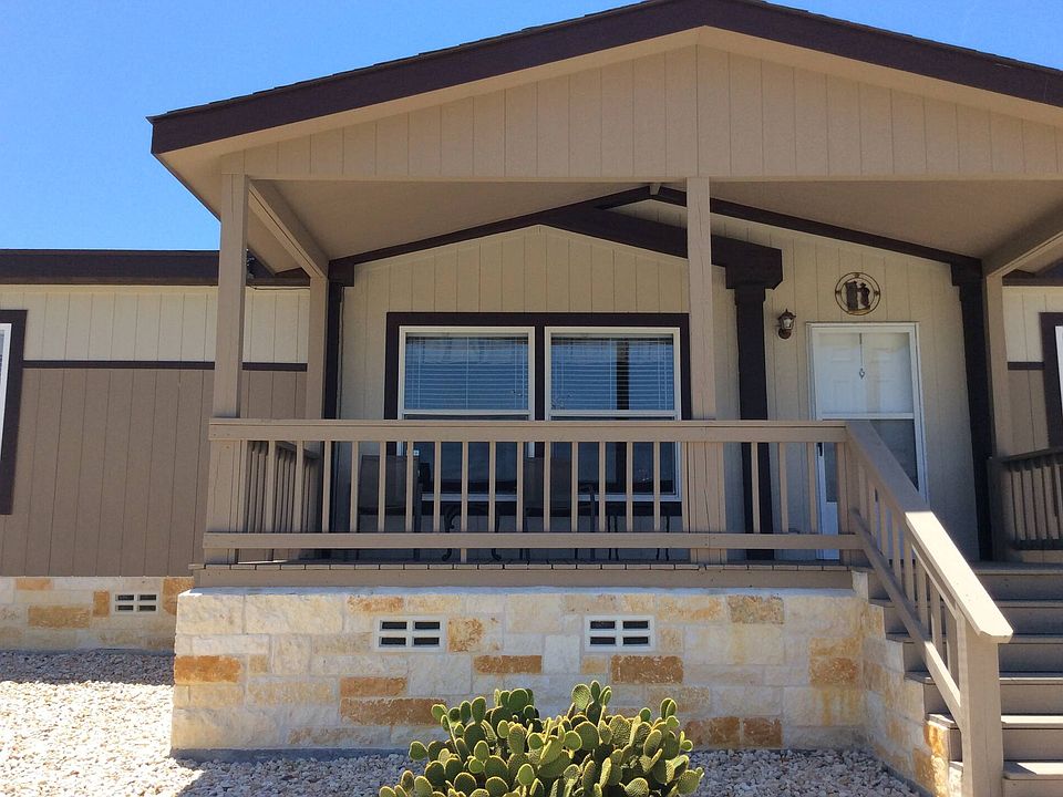 1st image of 205 River Oak Dr