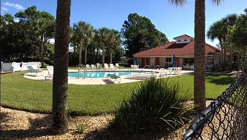 Pool and Clubhouse
