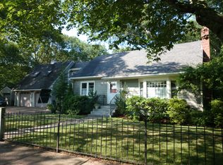 45 Goethe St, West Roxbury, MA 02132