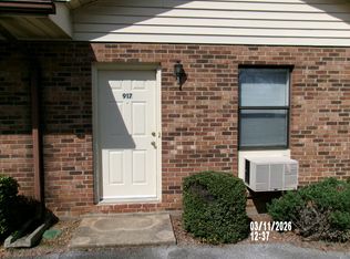 917 8th St NE #917, Hickory, NC 28601