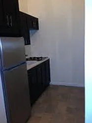 Rented by Elinor Taasa, LREB