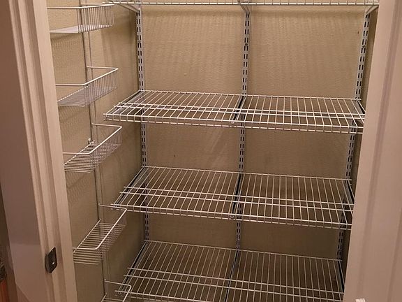 2nd image of 25025 SE Klahanie Blvd #101