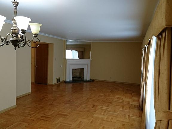 2nd image of 3624 Ortega St