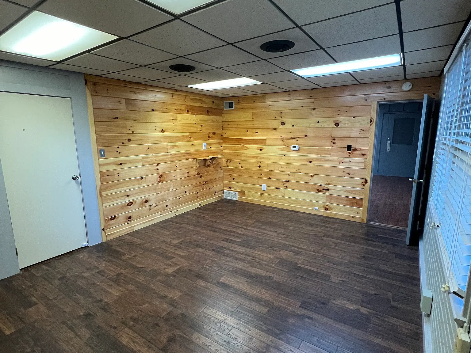 1 bed, 1000 sqft, $1,600 — Photo 3