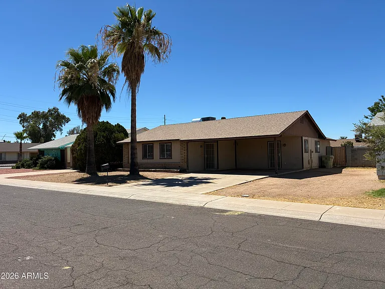 5915 W Tierra Buena Ln — Photo 3
