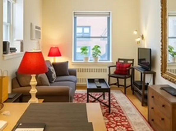 20 East 88th Street 1E image 3 of 11