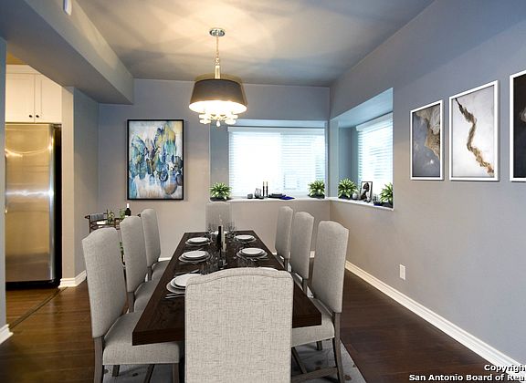 3rd image of 3046 Nantucket Dr