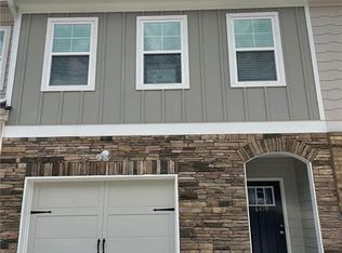 6439 Scudders Dr, Lithonia, GA 30058