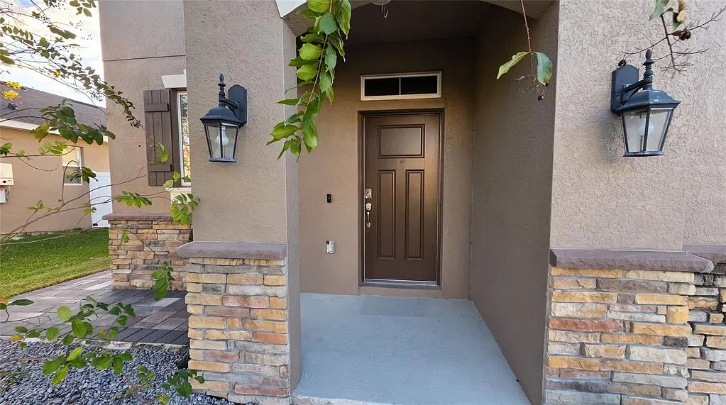 3 bed, 2.5 bath, 2147 sqft, $2,950 — Photo 3