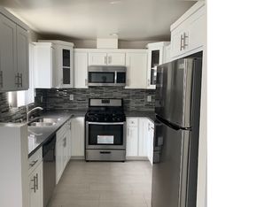 237 E Anaheim St, Wilmington, CA 90744