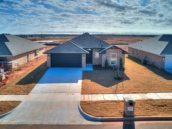4th image of 4022 Lynford Ln