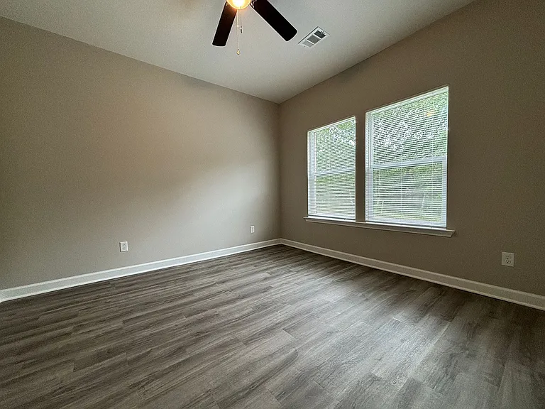 213 Round Mountain Rd — Photo 9
