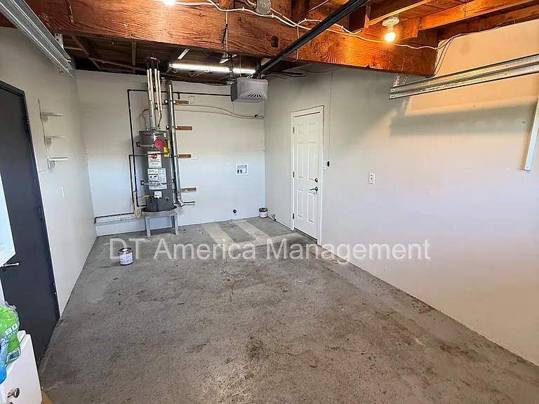 6405 Zena Dr — Photo 37