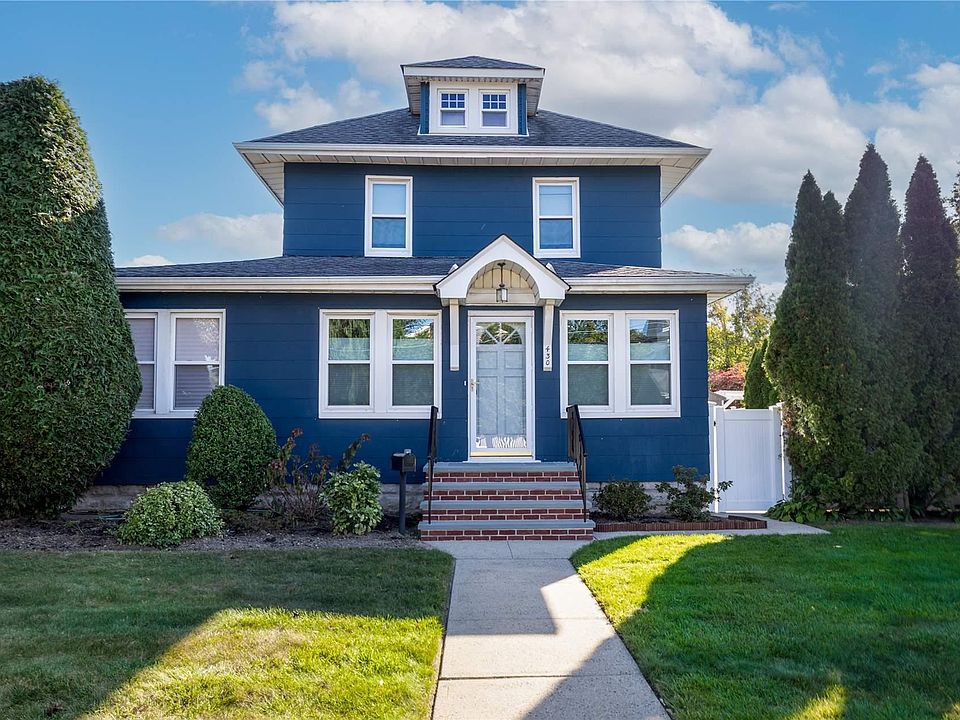 1st image of 430 Lakeview Avenue