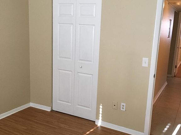 5th image of 332 E Rosewood Ln #332