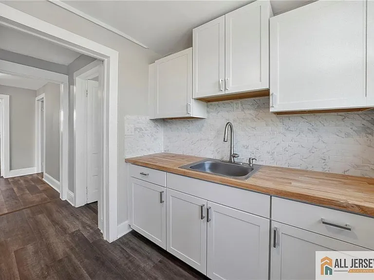 2841 Nottingham Way #2 — Photo 10