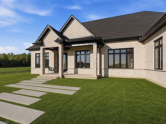 2nd image of 2468 Cockshutt Rd