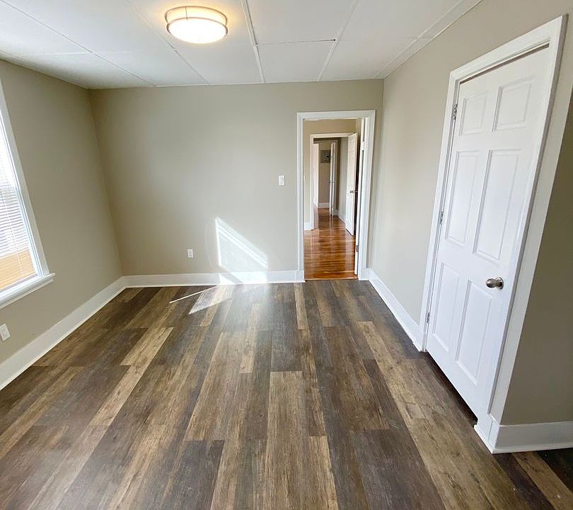 1st image of 38 Neptune St Unit 3R