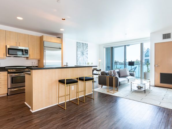 8601 Wilshire Blvd APT 804