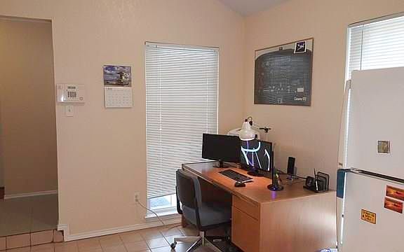 5th image of 4616 Wineberry Dr