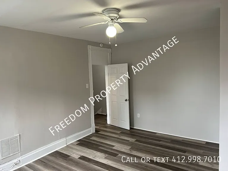 905 Cherokee St — Photo 15