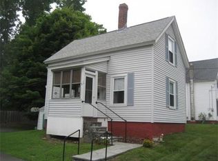 12 Cross St, Ashburnham, MA 01430