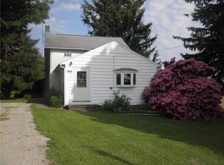 5600 Albion Rd, Girard, PA 16417