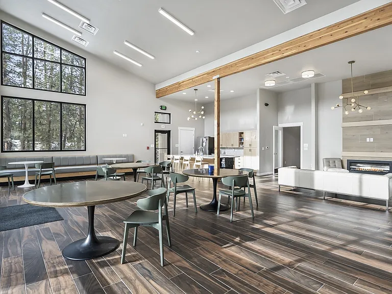 Stillwater Crossing Apartments — Photo 2