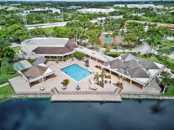 2931 Sunrise Lakes Drive #201, Sunrise, FL 33322