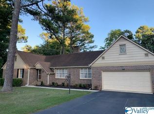 Hunterwood Dr SE, Decatur, AL 35603