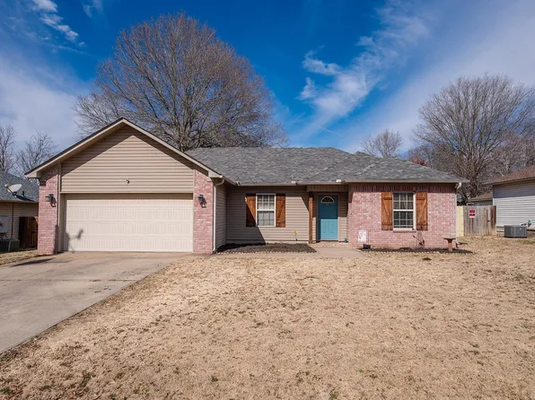 190 Sally St, Ward, AR 72176