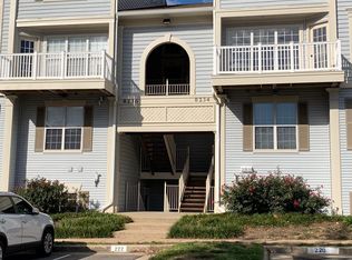 8234 Catbird Cir UNIT 301, Lorton, VA 22079