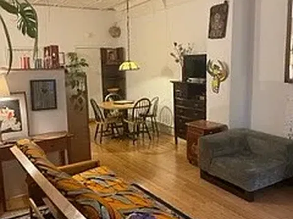 164 Henry St APT 2B, New York, NY 10002