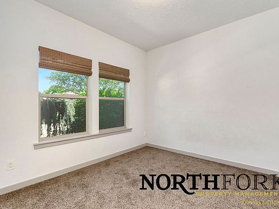3rd image of 2107 S Leadville Ave