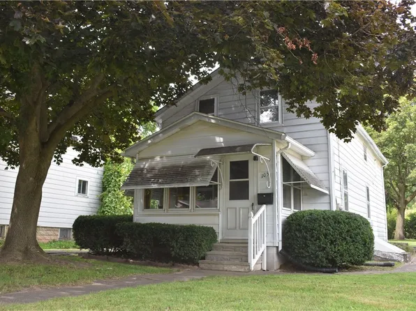 105 E Elizabeth St, Waterloo, NY 13165