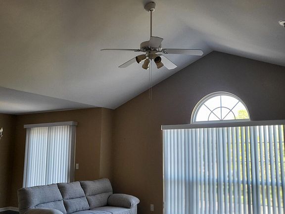 5th image of 16901 Carriage Way #1