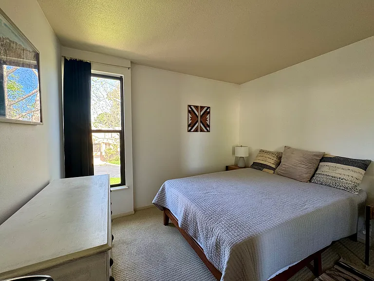 212 N Carrillo Rd #H — Photo 22