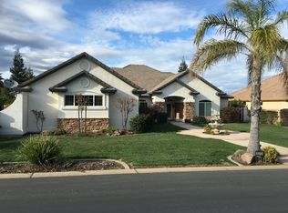 871 Santa Cruz Dr, Redding, CA 96003