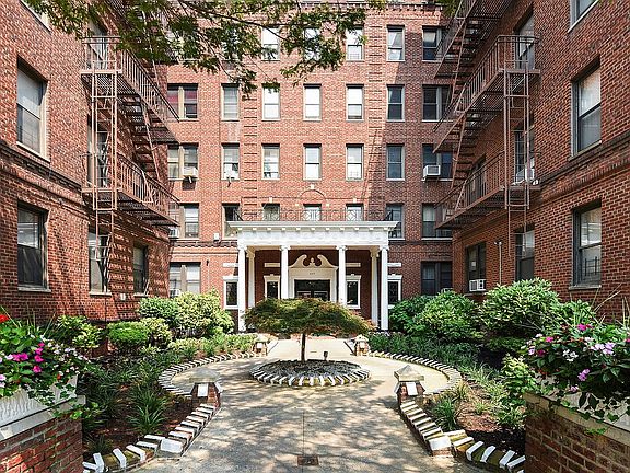 2nd image of 657 E 26th St APT 3N