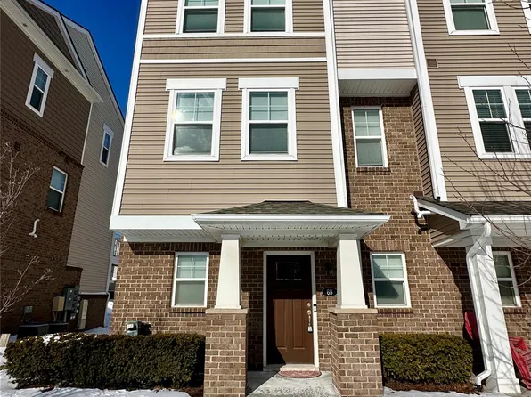 2500 Normandy Rd Unit 69, Royal Oak, MI 48073