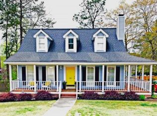 225 Garden Pond Dr, Lexington, SC 29073