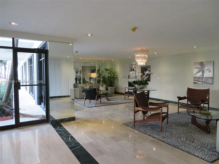 1408 Brickell Bay Dr #1002 — Photo 16