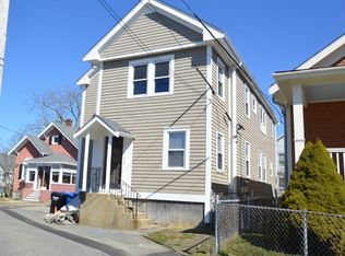 1 Peckham Ct #2, Newport, RI 02840
