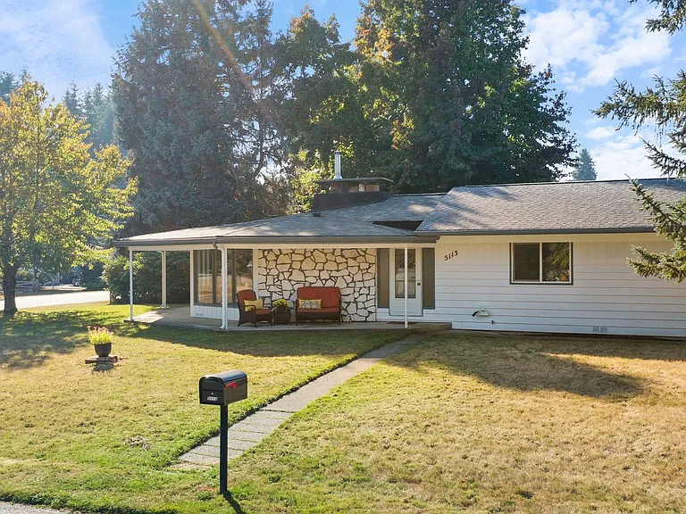 5113 Brassfield Dr SE — Photo 3