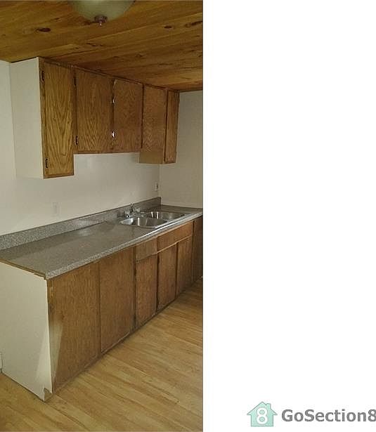 2nd image of 31 Glasgow St