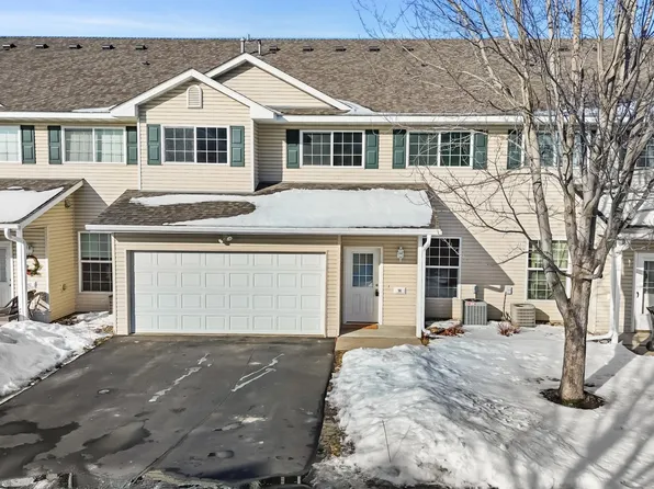 90 Bridgewater Trl, Hudson, WI 54016