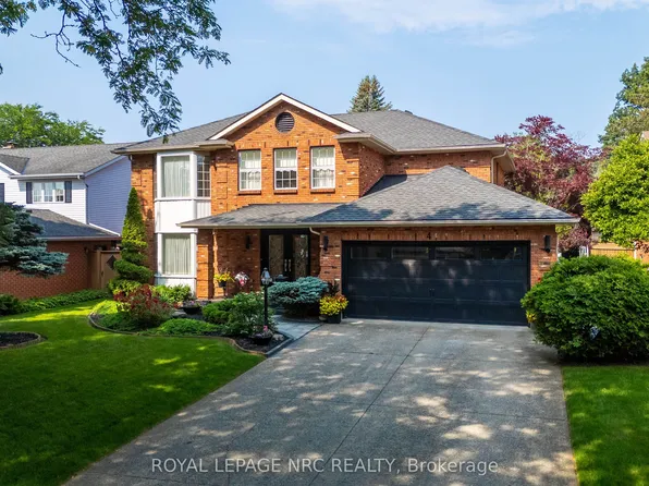 4 Greenvale Ct, Pelham, ON L0S 1E1