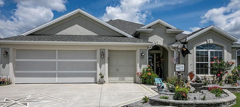 1st image of 2041 McLin Ln