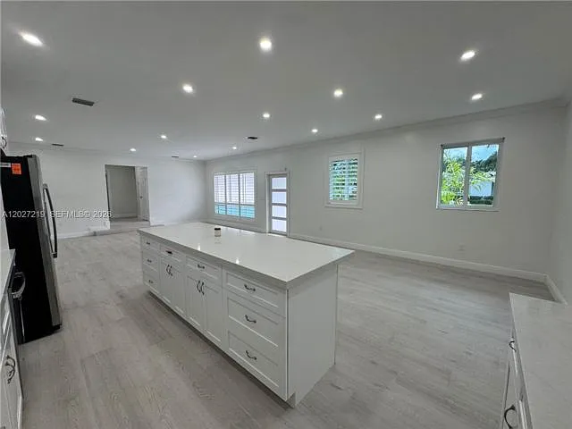 8305 SW 117th Ter — Photo 4